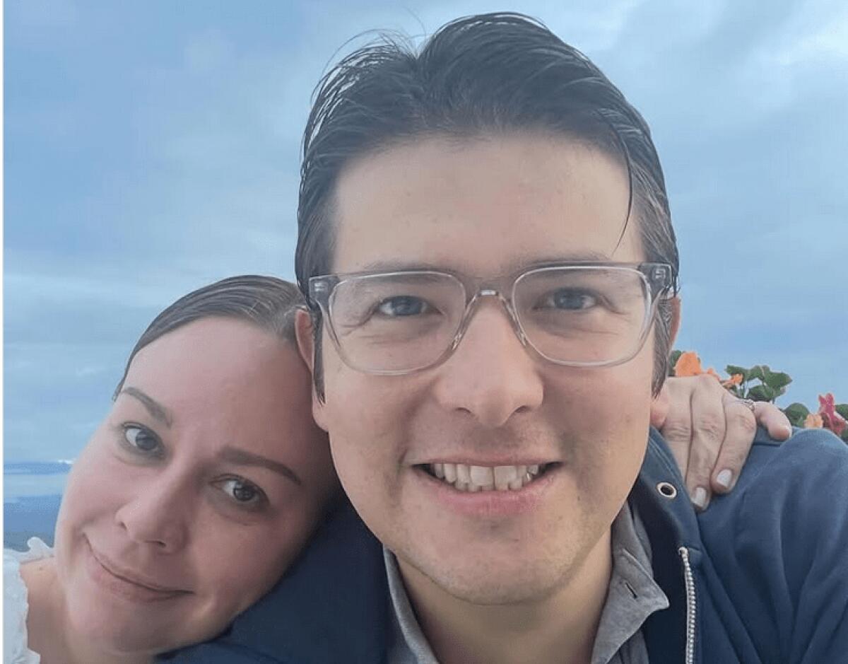 Colombia in lutto | Il misterioso omicidio di un senatore avversario di Petro scuote il paese! - 