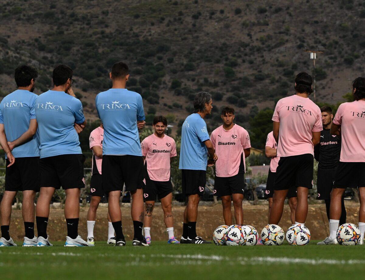 Palermo FC sorprende tutti | Perché la preparazione pre campionato sta facendo parlare di sé! - 