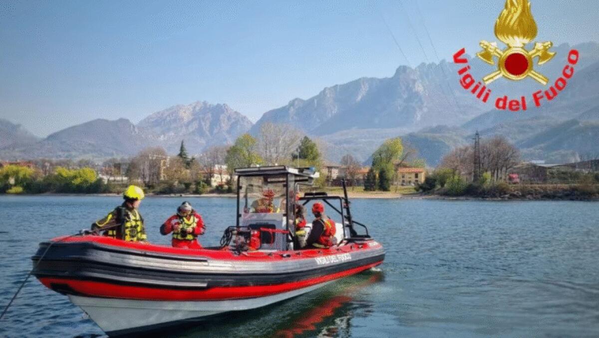 PapĂ -eroe si tuffa nel lago per salvare i figli | Ma la tragedia colpisce inaspettatamente! -