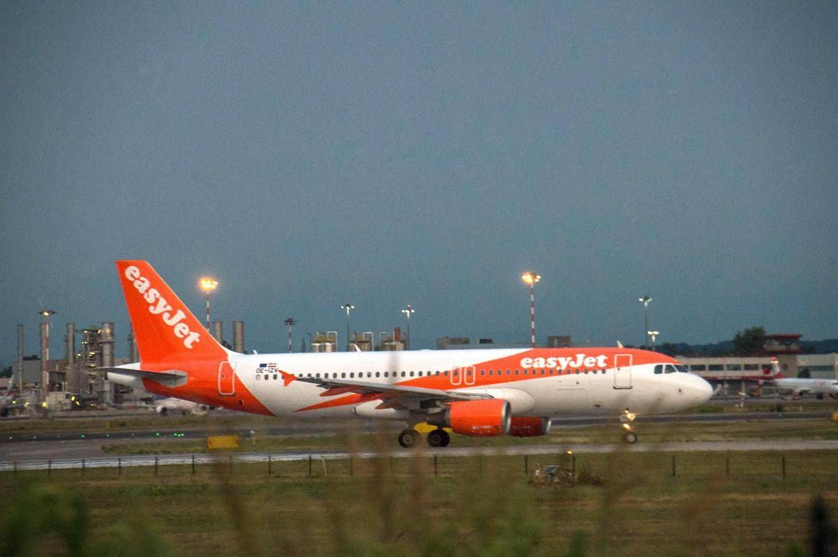 Fumo in cabina, atterraggio d'emergenza a Brindisi per volo diretto a Nantes -