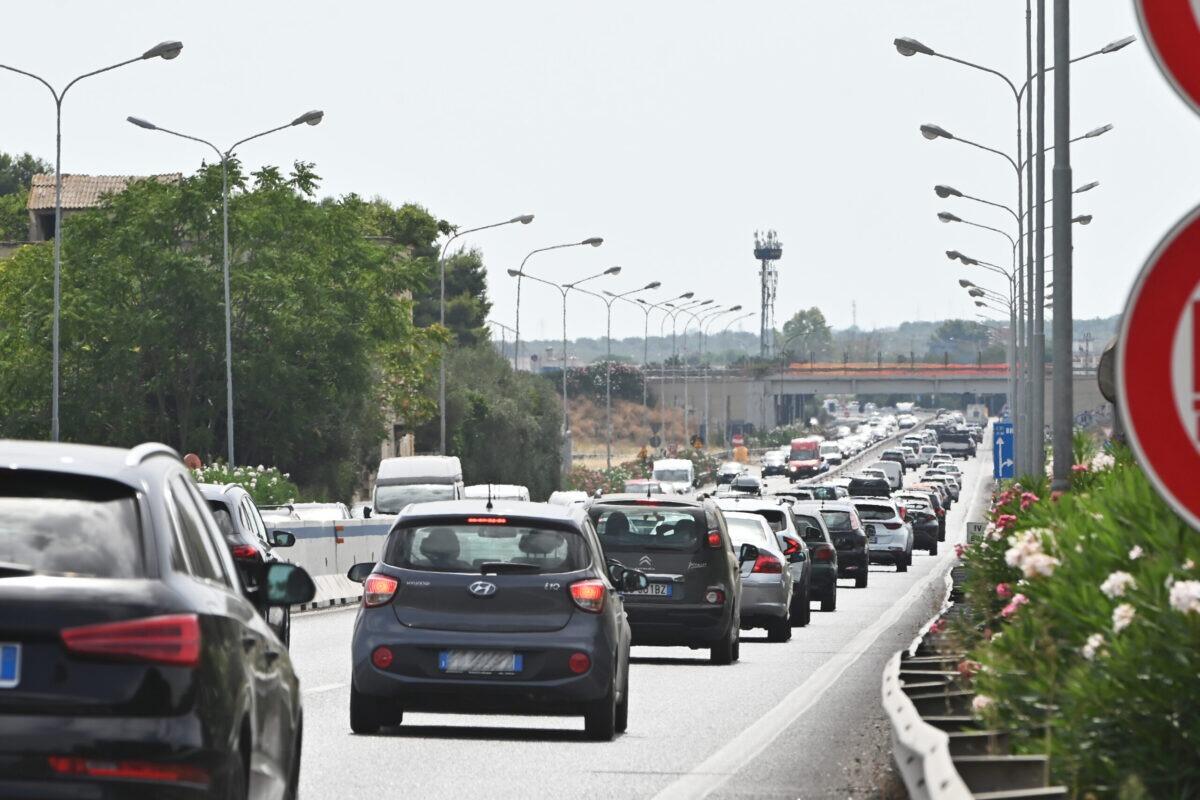 Il controesodo estivo sorprende: ecco cosa stanno davvero pensando gli italiani | Scoprirai perché il ritorno a casa non è solo una questione di traffico! -