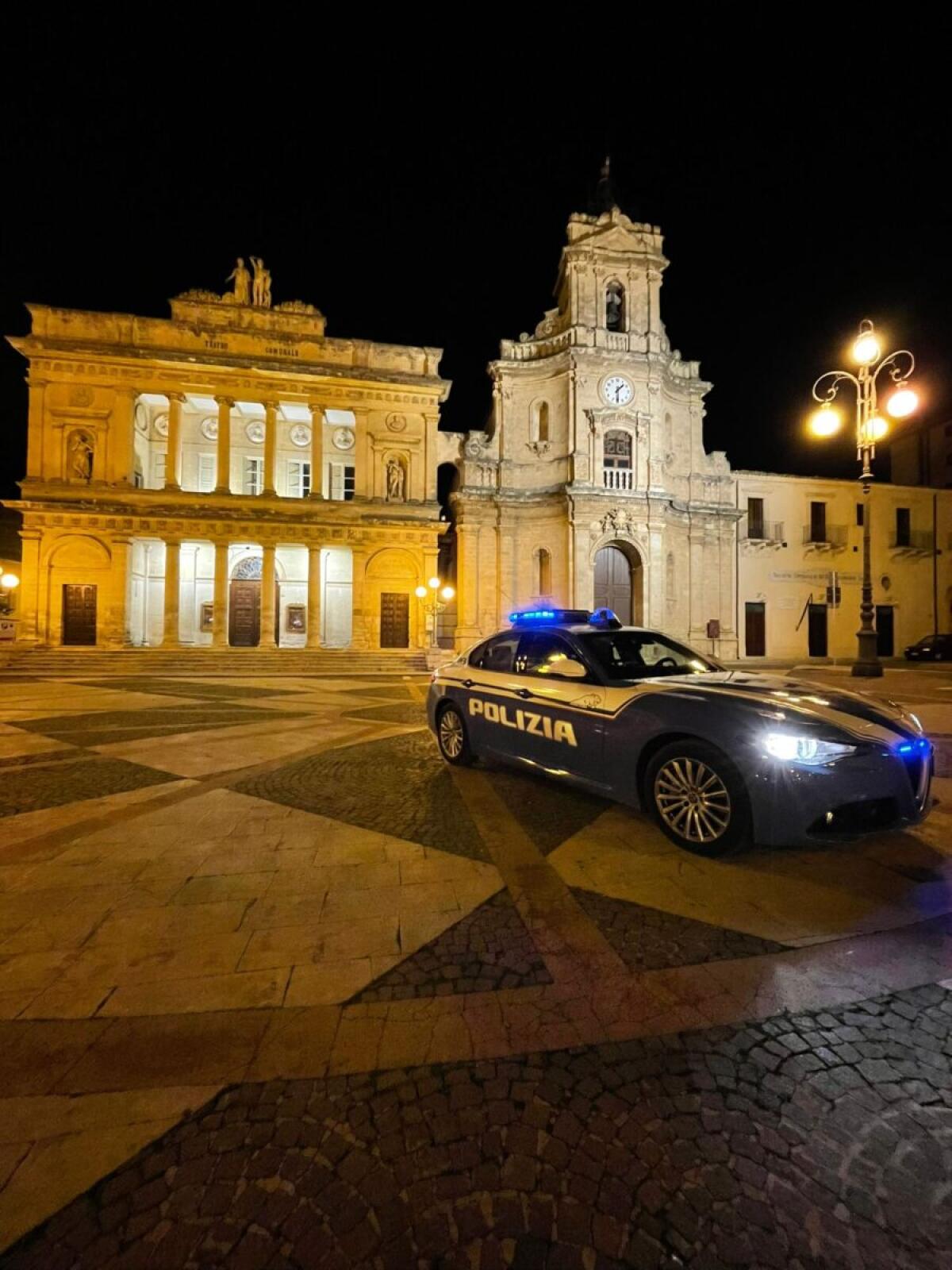 Furto audace a Ragusa | La Polizia ferma un 65enne dal colpo sorprendente! - 
