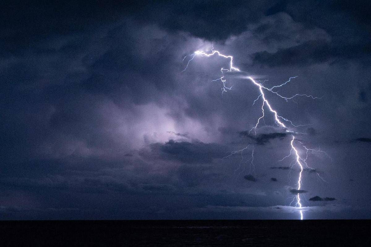 Maltempo estremo, allerta per nubifragi e forti temporali -