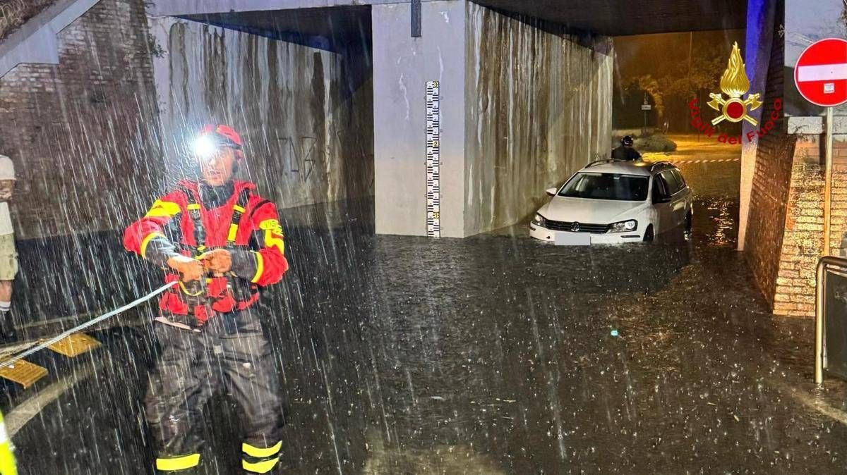 Maltempo flagella il Centro-Nord, temporali e allagamenti dal Veneto al Lazio - 