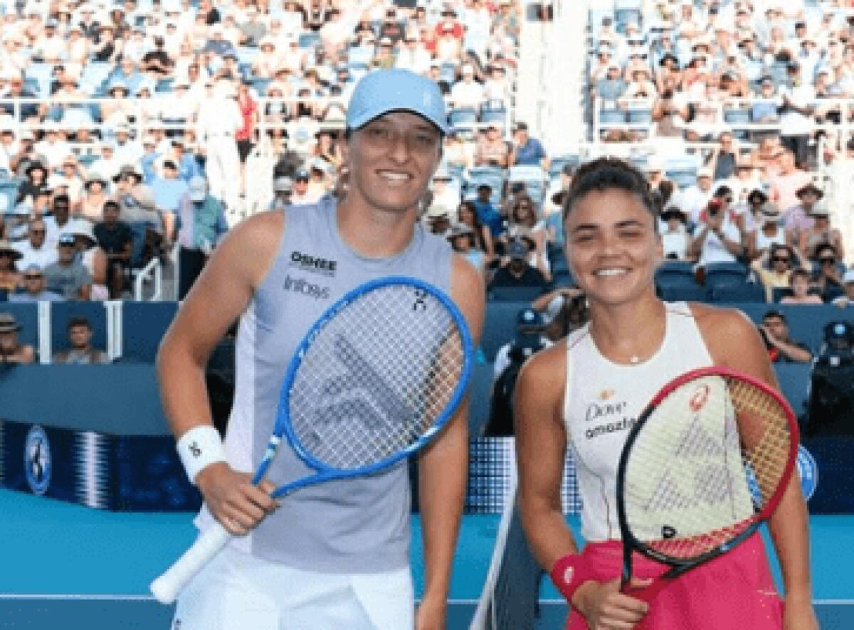 Swiatek trionfa su Paolini in finale | Ma la tennista italiana si riconferma tra le migliori del mondo! - 