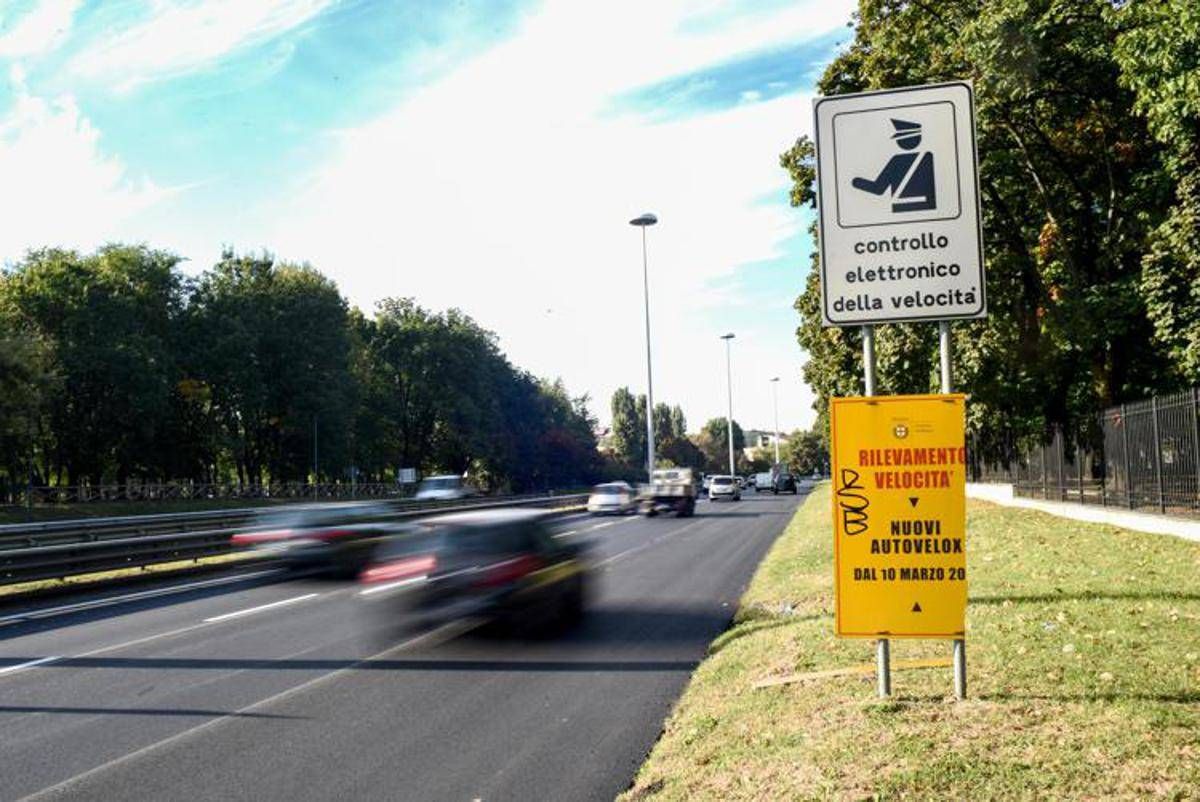 Autovelox, Codacons avverte: "Da ottobre rischio spegnimento in tutta Italia" - 