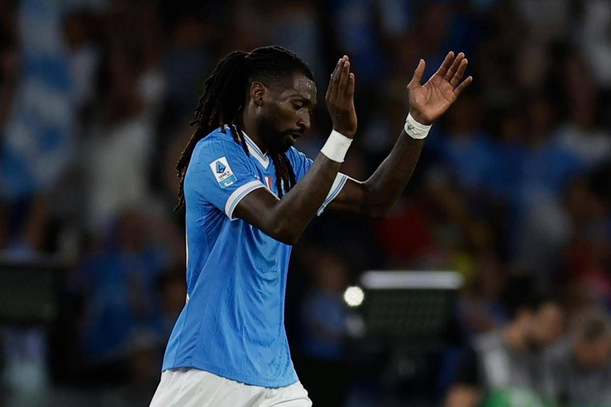 Napoli, vittoria in extremis con il Cagliari: decide Anguissa -