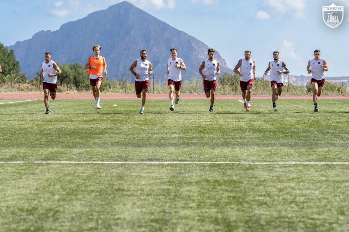 Trapani Calcio apre le porte del ritiro | Scopri perché i tifosi non possono perderlo! -