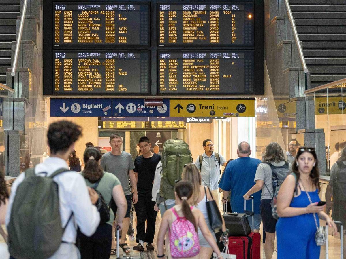 Scioperi settembre 2025: treni, aerei e mezzi pubblici. Il calendario -