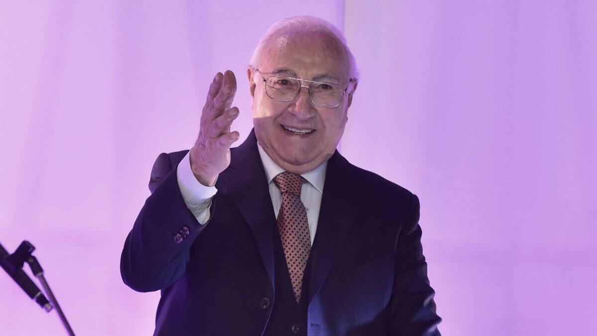 Pippo Baudo ci lascia a 89 anni | Scopri l'eredità inaspettata del re della televisione italiana! - 