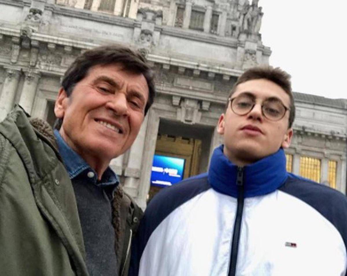 Tredici Pietro compie 28 anni, Gianni Morandi: "Sono orgoglioso di quello che sei" -