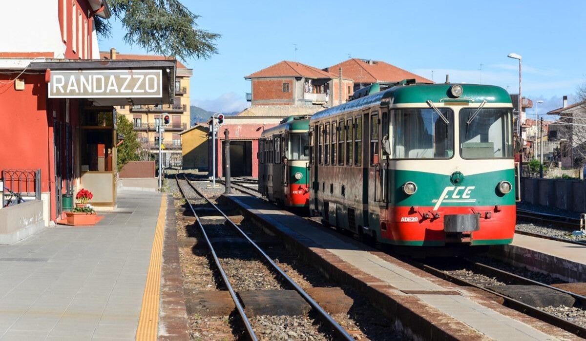 Frequenza dei treni ridotta alla FCE di Catania | Ecco perché potrebbe sorprenderti! -