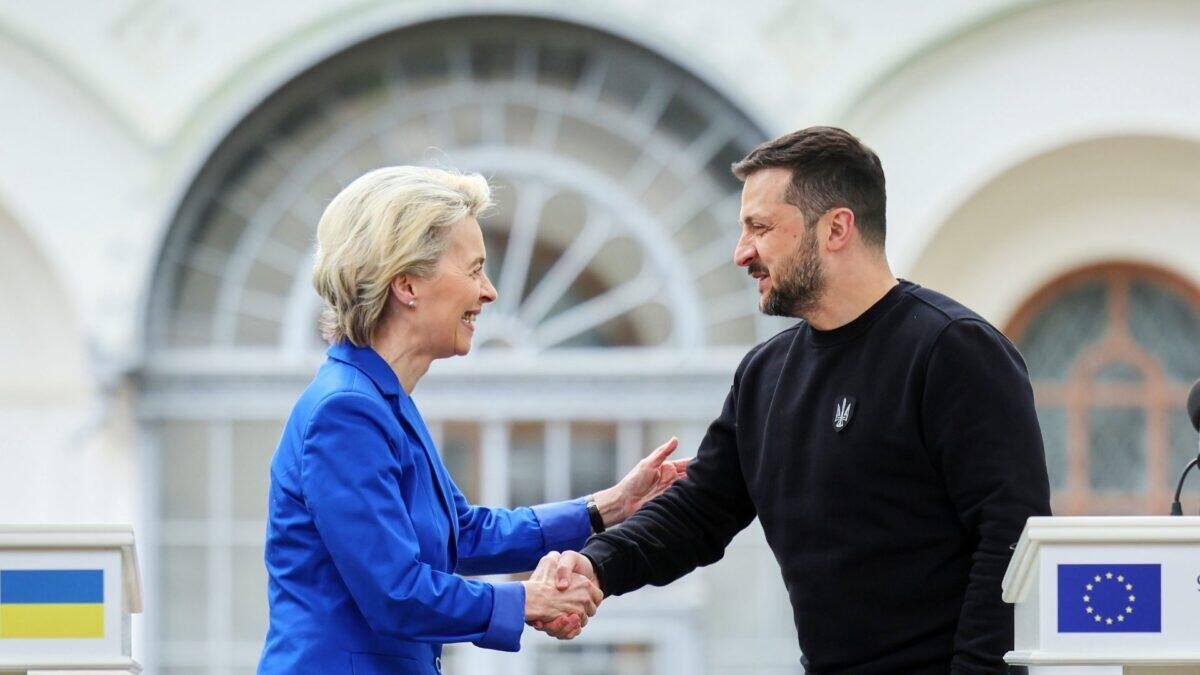 Ucraina in prima linea: la sorprendente promessa di von der Leyen a Zelensky | L'Europa sarĂ davvero un sostegno concreto? -