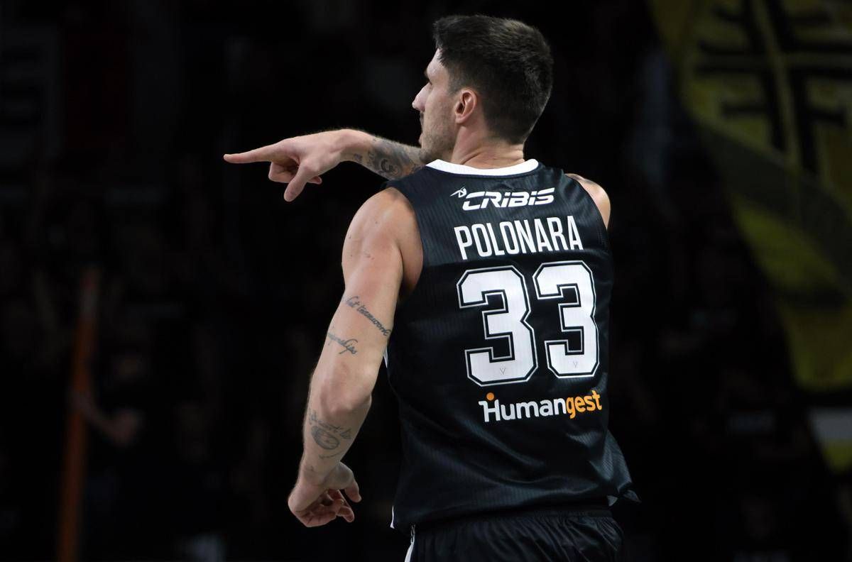 La Dinamo Sassari riabbraccia Polonara: "Crediamo nel suo percorso di recupero" -