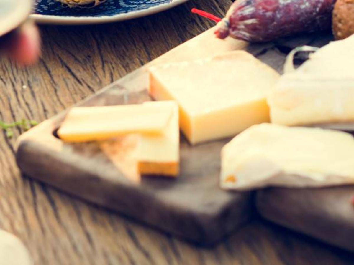 Mangia formaggio da latte crudo, bimbo di 1 anno ricoverato a Padova -