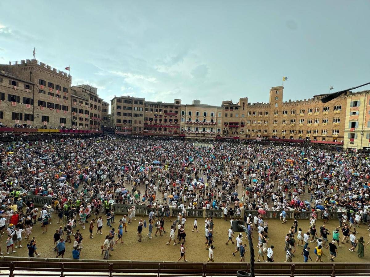 Palio di Siena 16 agosto 2025 oggi in tv: orario, contrade e fantini - 