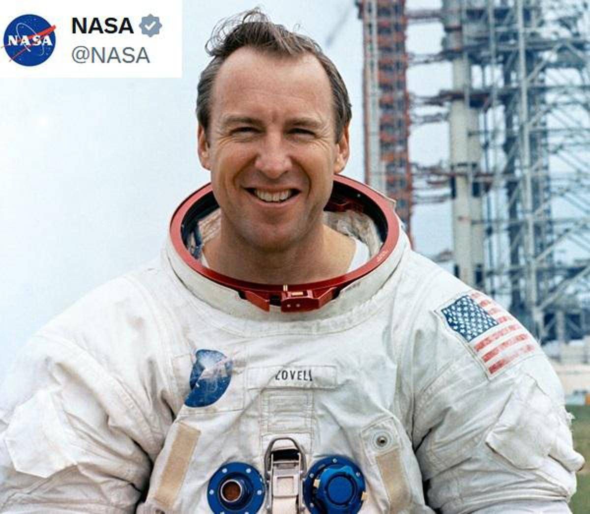 Morto l'astronauta Jim Lovell, comandante dell'Apollo 13: l'annuncio della Nasa - 
