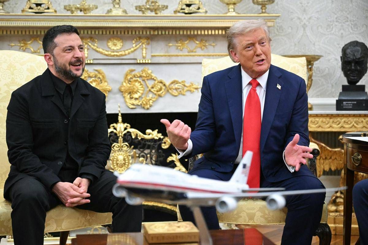 Ucraina, siparietto Zelensky-Trump: "No elezioni durante la guerra", il Tycoon: "Vale anche qui?" -