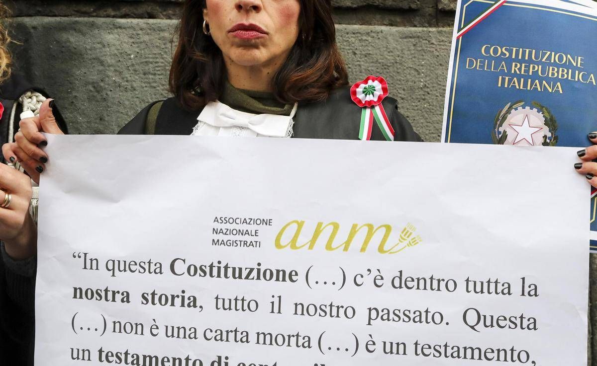 "Magistrati non fanno politica, nessun disegno contro governo", nota Anm dopo parole Meloni - 