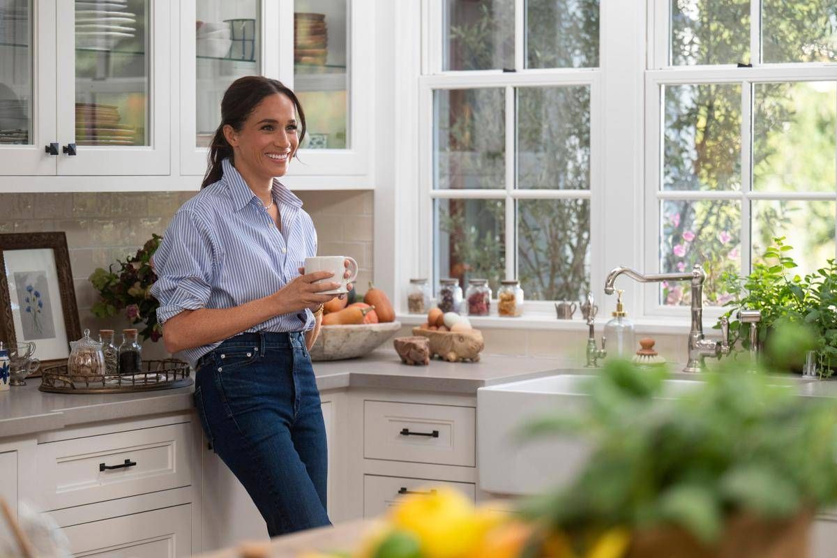 'With Love, Meghan', stroncata la seconda stagione della serie: "Artificiosa" -