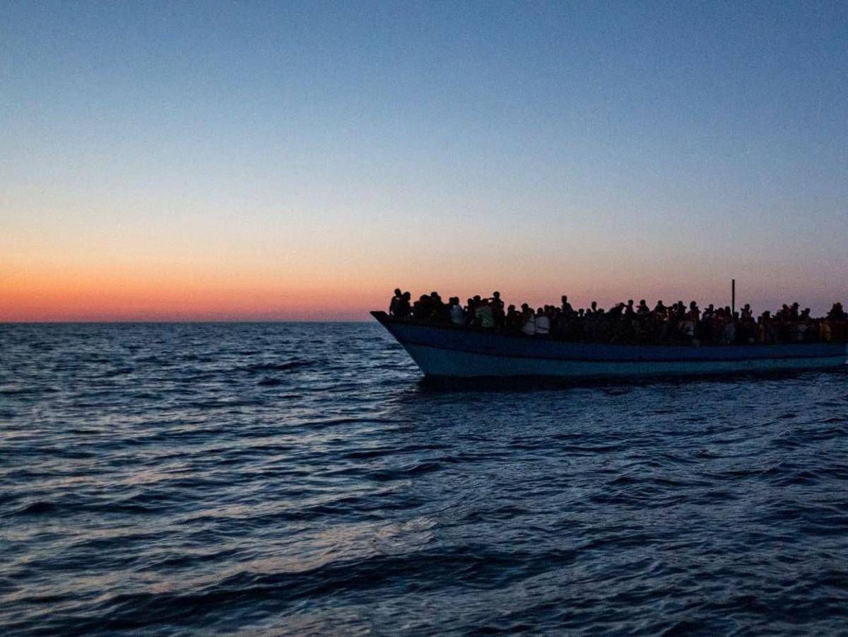 Migranti, naufragio a Lampedusa: almeno 20 morti, decine di dispersi -