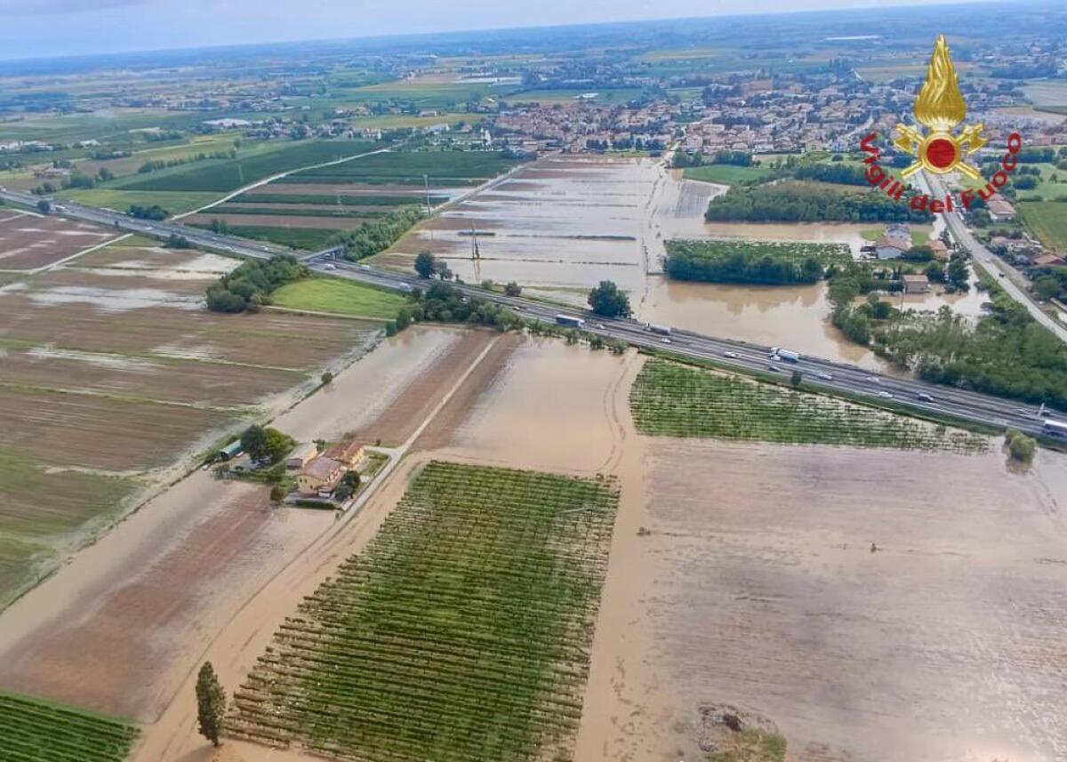 Maltempo devastante in Veneto | La verità nascosta sugli allagamenti e l'emergenza attiva! -