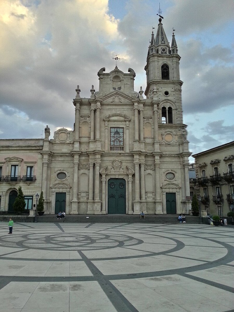 Vicino Catania c'è una Basilica che fonde arte e devozione in un colpo d’occhio: ecco dove trovarla - Foto: Debernardis2/Wikipedia