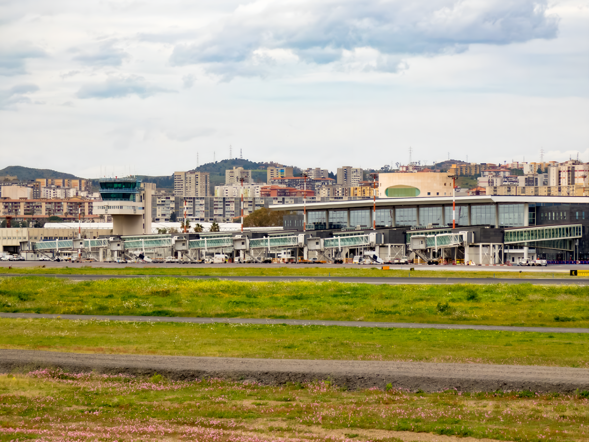 Una porta spalancata sulla Sicilia: l'aeroporto strategico del Mediterraneo dai record incredibili - Foto: Artemio Mishkin/Wikipedia