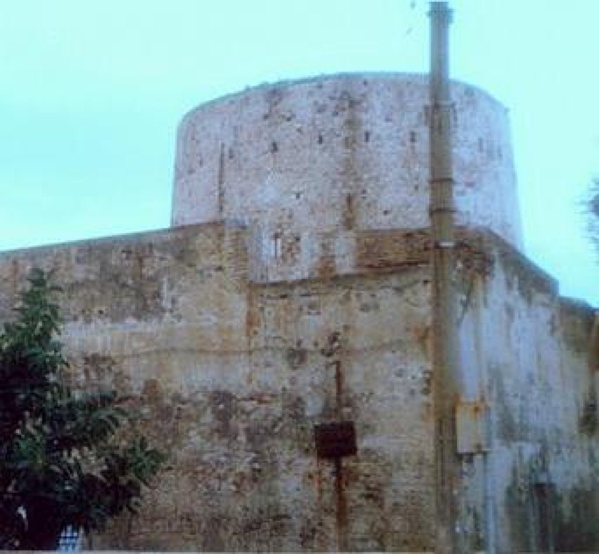 La fortezza messinese dimenticata che veglia sullo Stretto da secoli e che pochi conoscono davvero - Foto: Simon Praud/Wikipedia