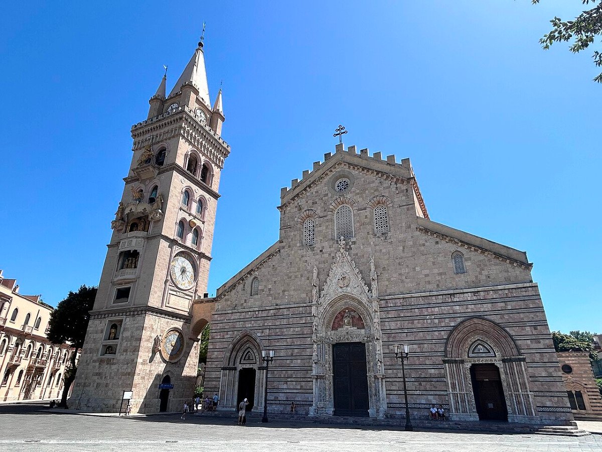 Il duomo siciliano che ha sfidato terremoti, guerre e nasconde un prodigio unico - Foto: SonoGrazy/Wikipedia