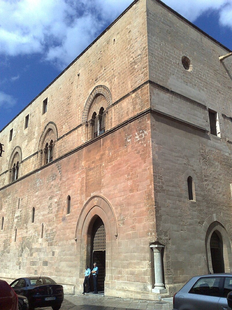 La dimora dei potenti Chiaramonte: custode di straordinarie testimonianze assurde palermitane - Foto: Dedda71/Wikipedia