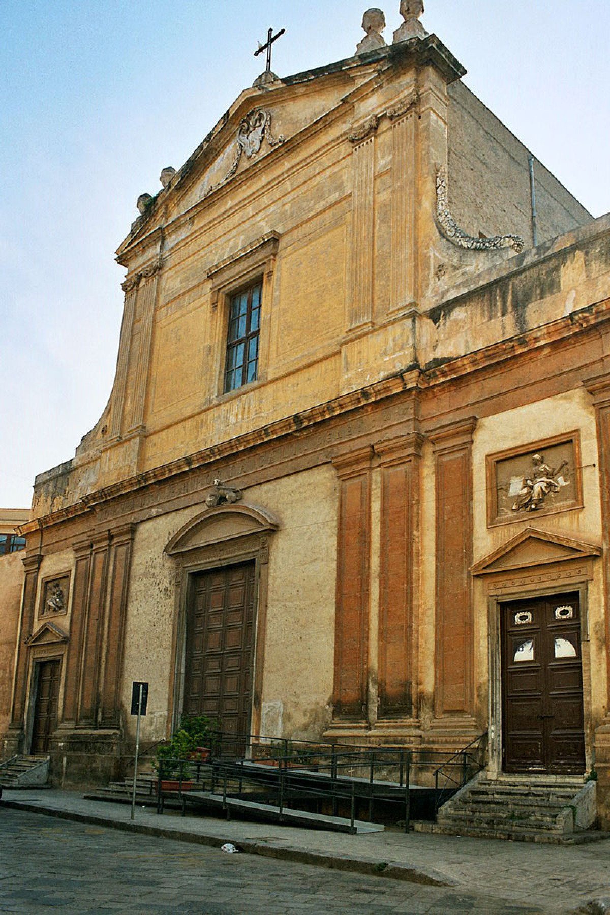 Un gioiello ineguagliabile nel cuore di Palermo tra stucchi segreti e arte nascosta - Foto: Bjs/Wikipedia
