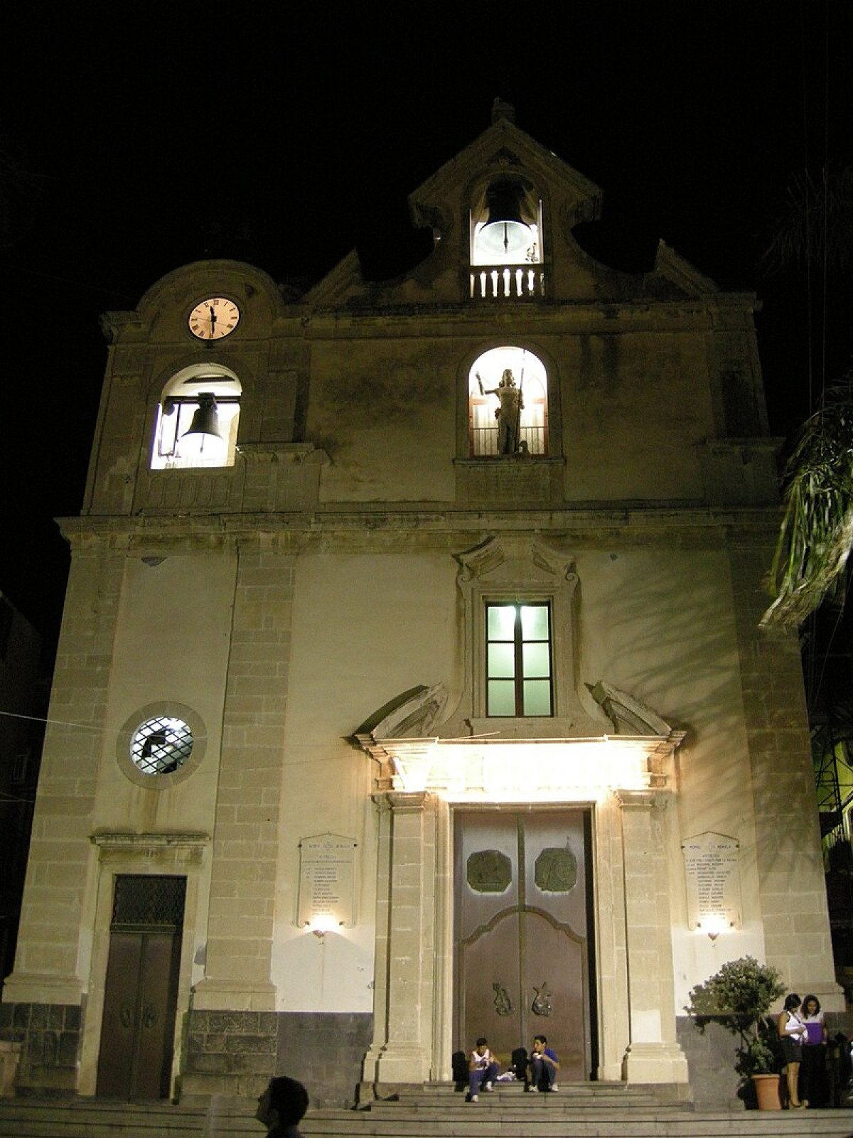 Il cuore del borgo marinaro: il tempio che custodisce il mare, la fede e un segreto sorprendente - Foto: I, Sailko/Wikipedia
