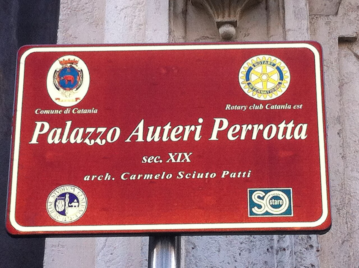 Il palazzo sopravvissuto agli anni: nel cuore di Catania custodisce storie incredibili - Foto: Tommaso mirabella/Wikipedia