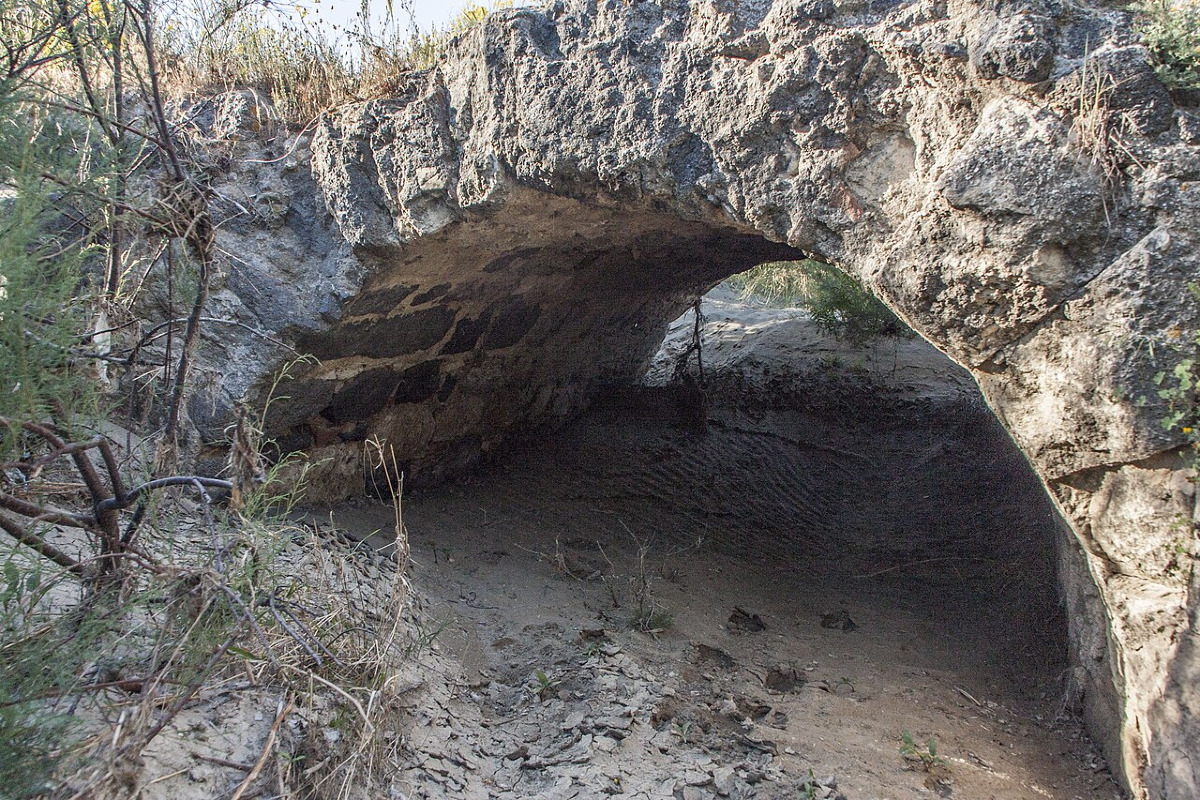 Il passaggio nascosto che resiste da secoli e che pochi a Paternò conoscono davvero - Foto: Davide Mauro/Wikipedia