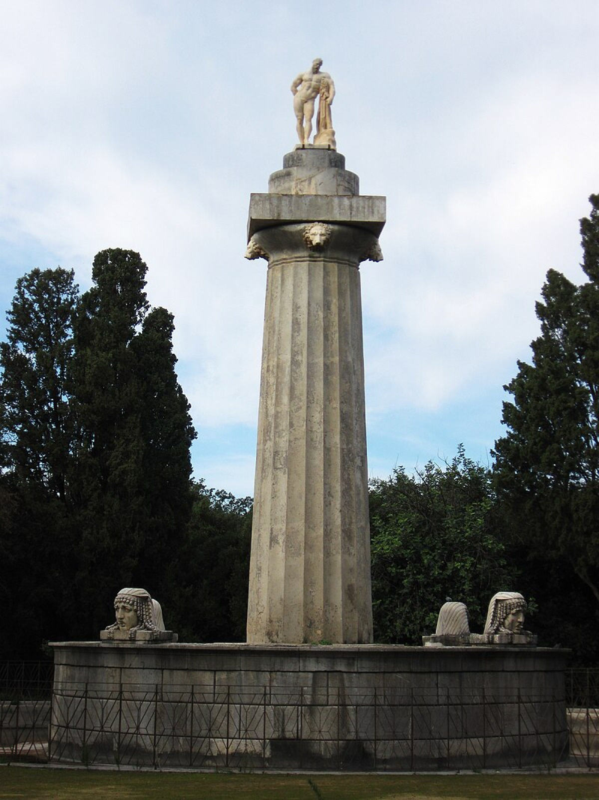 Il monumento dimenticato dove Palermo racconta miti antichi e nobiltà perdute - Foto: Robitabu/Wikipedia