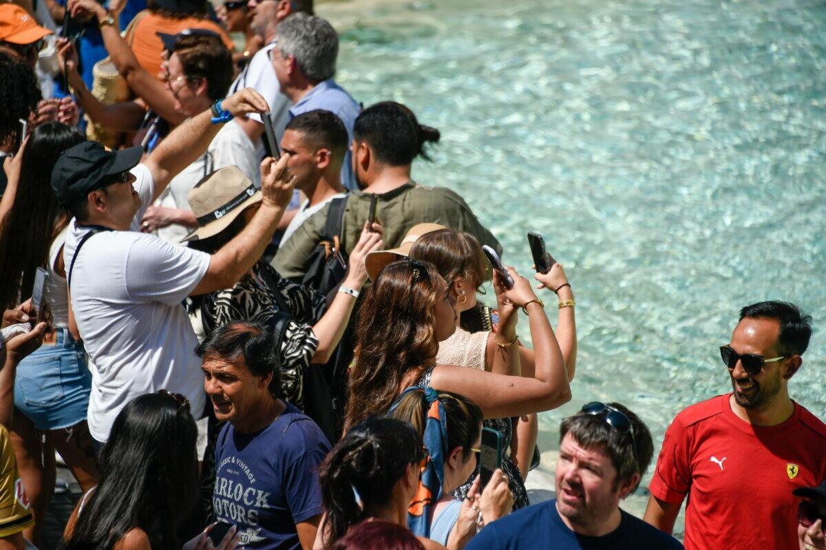 Italia batte ogni record: 60 milioni di turisti in un'estate da sogno | Scopri perché il nostro Paese è la nuova Mecca del turismo! -