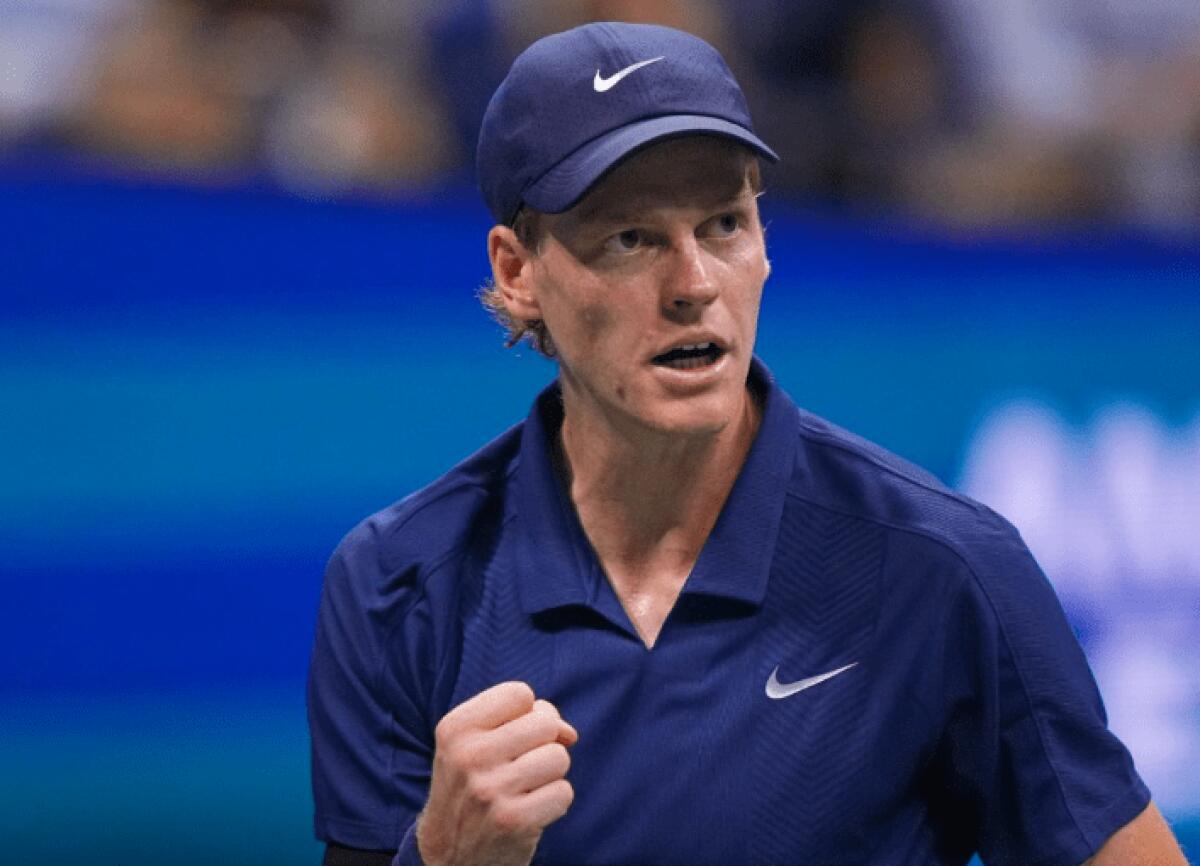 Sinner conquista la finale degli US Open | Riuscirà a mantenere il suo scettro contro Alcaraz? - 