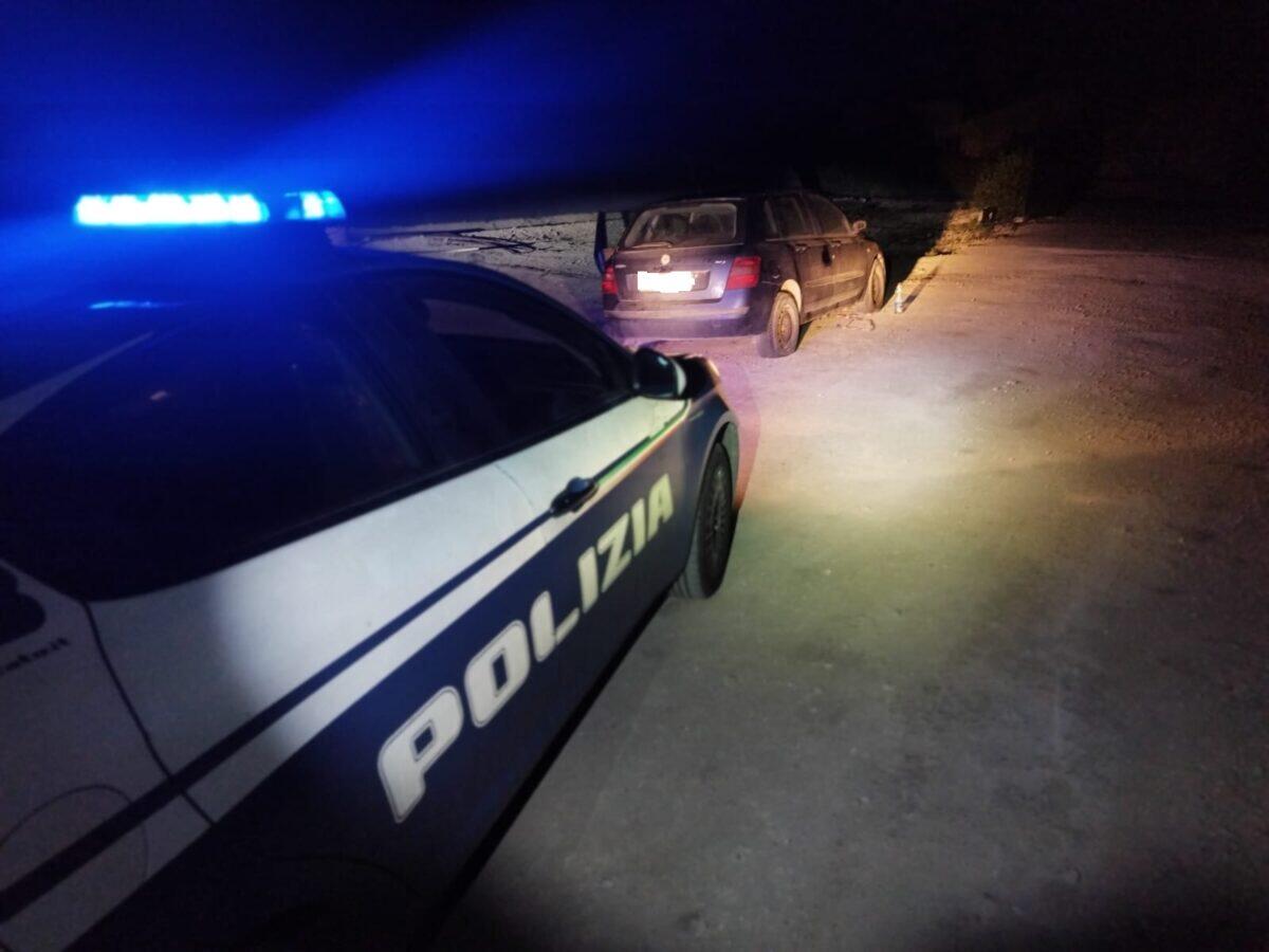 Scoperta choc della Polizia a Siracusa | Un fondo agricolo nascondeva 380 grammi di cocaina! - 