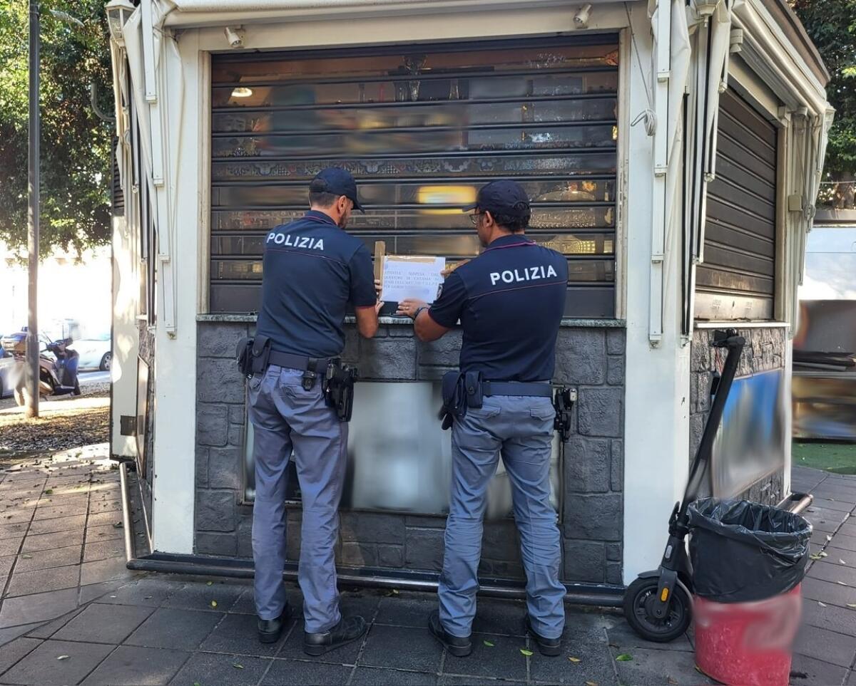 Chiusura del chiosco a Catania | La polizia mette fine a un ritrovo di pregiudicati! - 