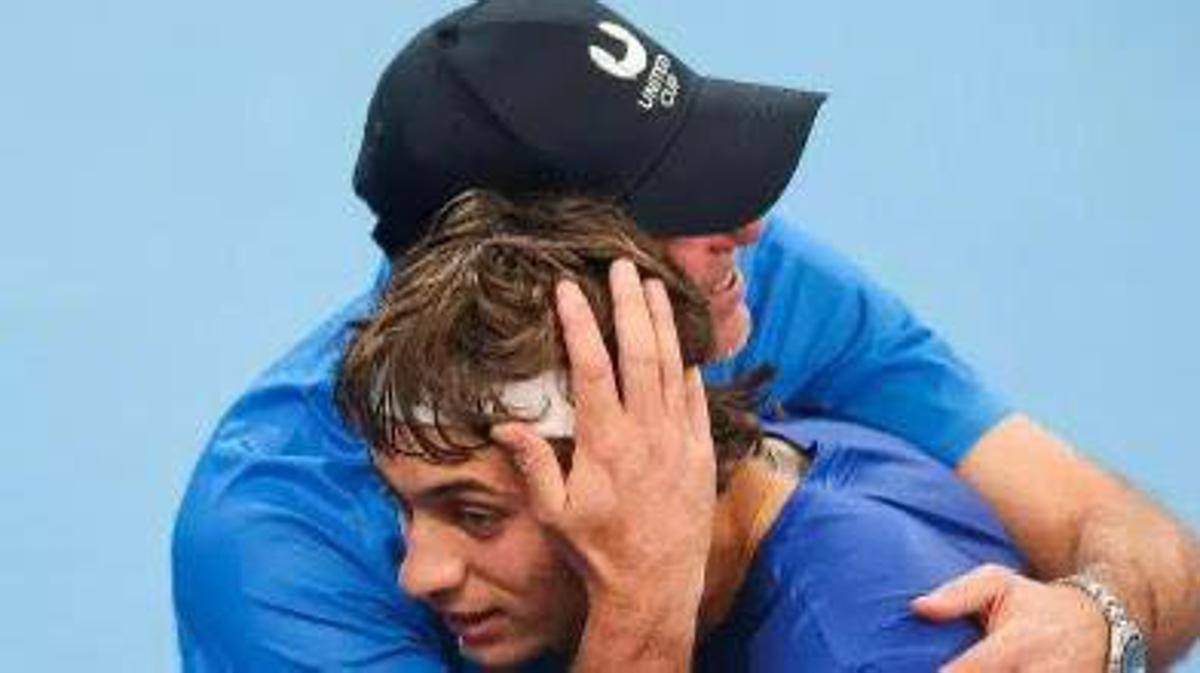 Il papà-coach di Cobolli: "Laver Cup emozione per Flavio. Sinner e Musetti spingono a dare il meglio" -