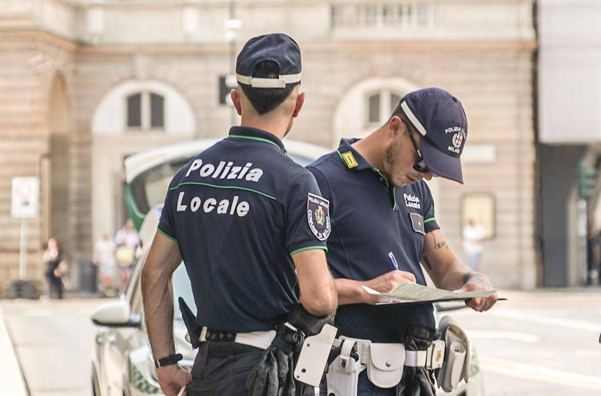 Milano, ragazzo di 25 anni travolto e ucciso da un'auto mentre attraversava a piedi - 