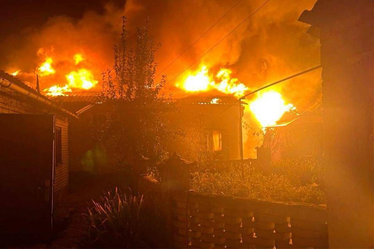 Ucraina, Russia attacca Zaporizhzhia. Altro drone sulla Polonia: arrestati due bielorussi - 