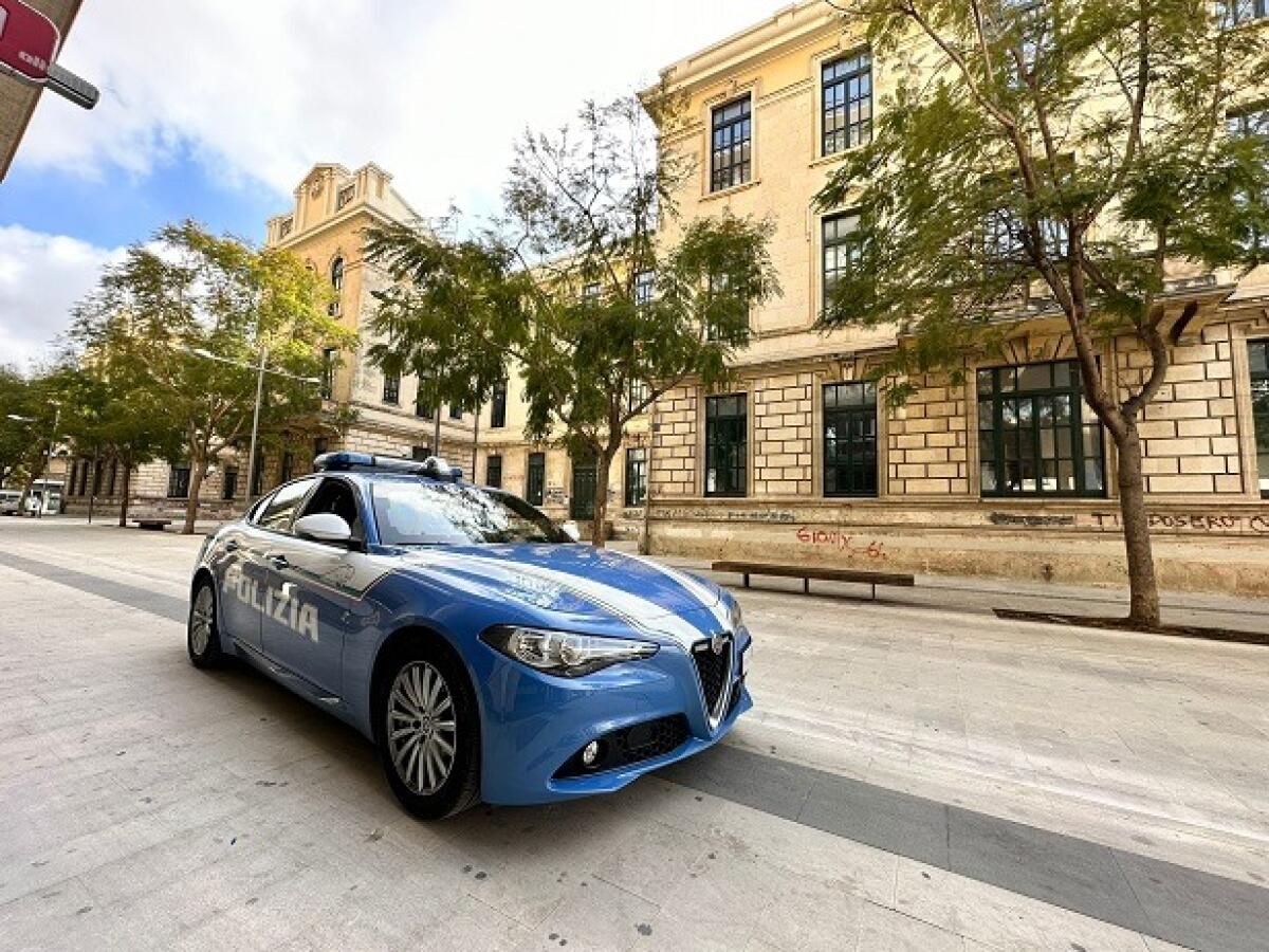Arrestato in Flagranza per Tentata Rapina | Scopri Come la Polizia di Ragusa Ha Sventato l'Impossibile! - 