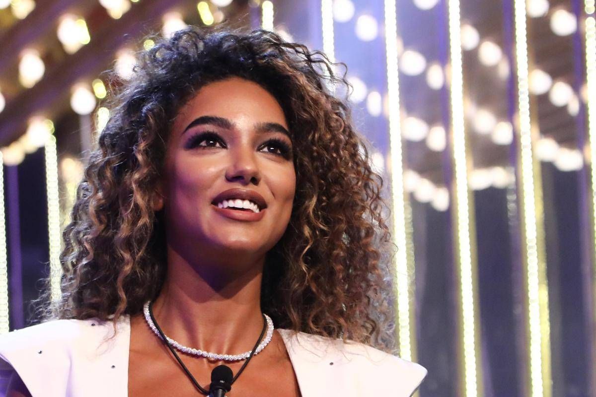 Verissimo, Samira Lui: "Gerry Scotti è un colosso, sono davvero fortunata" - 
