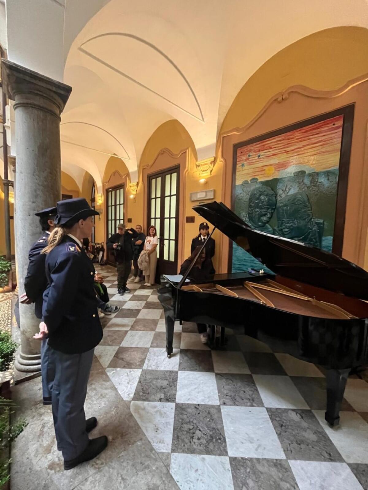 Piano City a Palermo | La Polizia sorprende con eventi inattesi nel cuore della città! - 