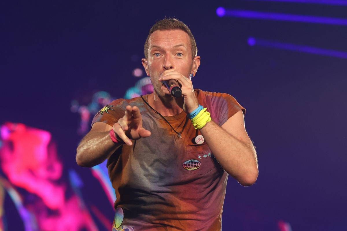"Mandate amore alla famiglia di Kirk", Chris Martin e i Coldpaly fischiati dai fan - 