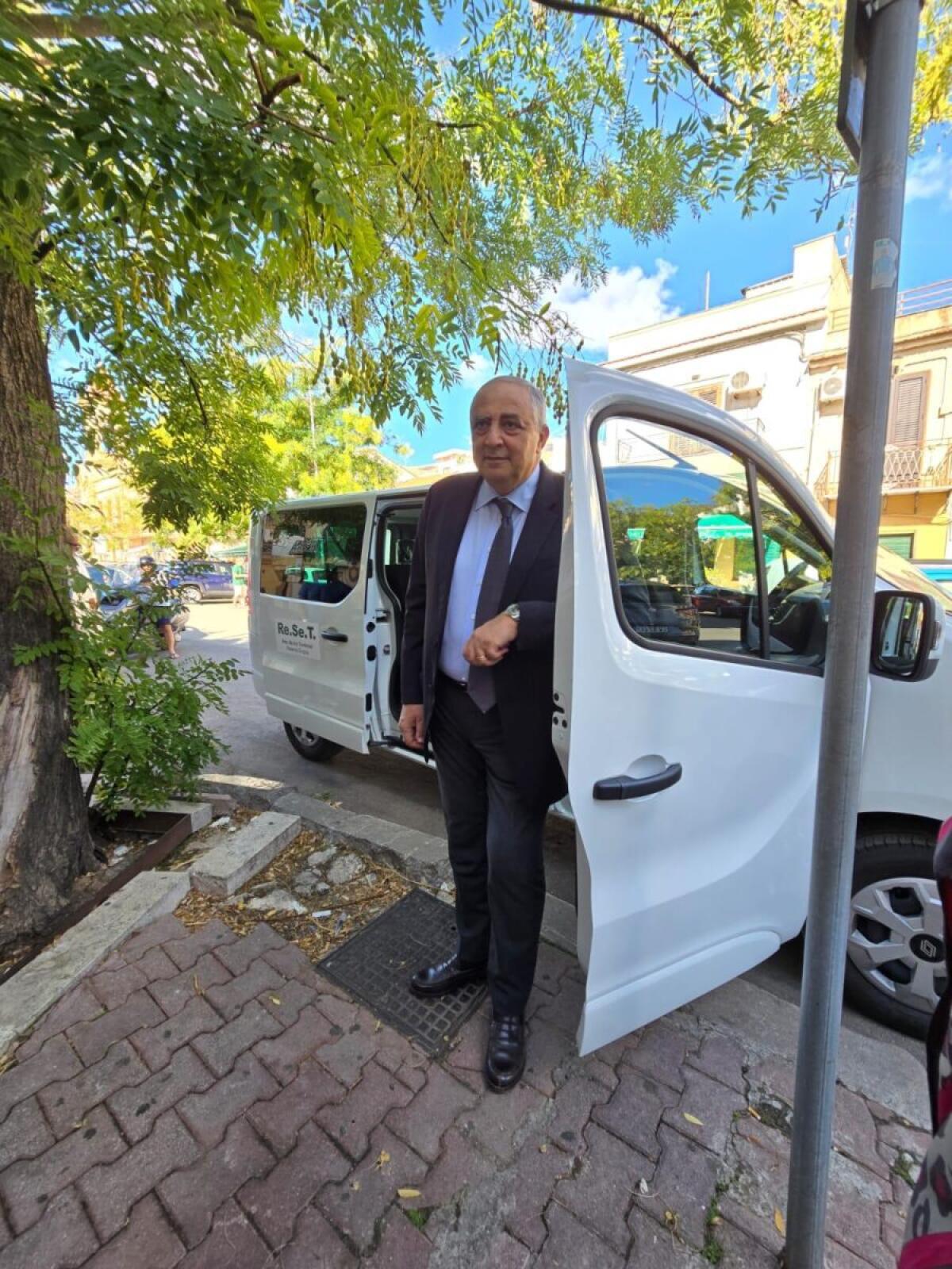 Palermo sorprende con un'innovativa iniziativa del sindaco | Gli abitanti si schierano tra speranza e scetticismo! - 