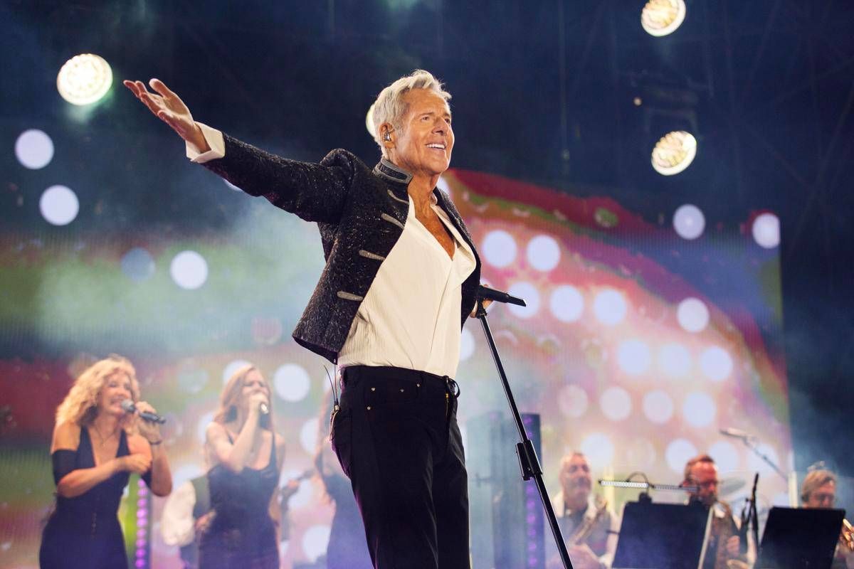 Baglioni strega Lampedusa:"La pace è un sogno che non si deve smettere di sognare" - 