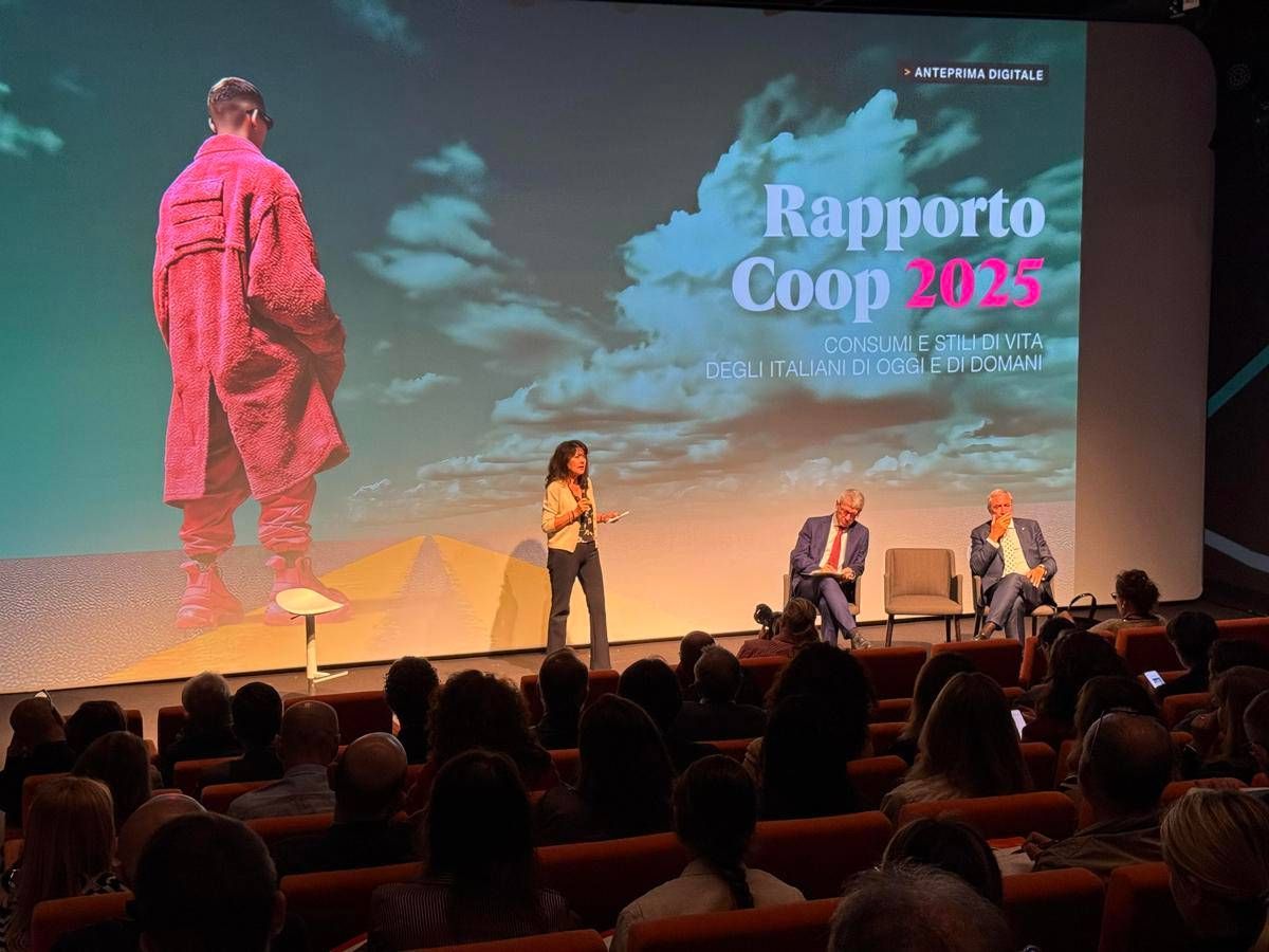 Consumi, Russo (Ancc Coop): "Italiani comprano più cibo, ma ripensano la dieta" -